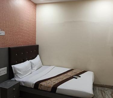 Mumbai House | Hotel Urban Comfort
