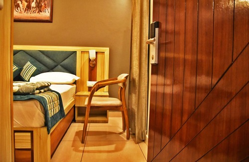 Devaprayag Hotel | Hotel US Tower