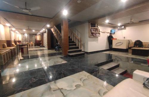 Srinagar Hotel | Hotel VALINOR