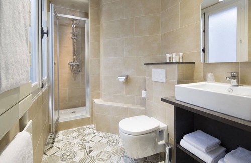 Saint-Thomas-d'Aquin Hotel | Hotel Vaneau Saint Germain