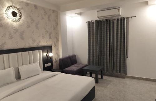 Varanasi Hotel | Hotel Varanasi Inn