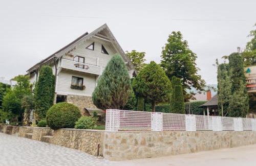 Yaremche Hotel | Hotel Velyka Vedmedytsya
