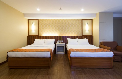 Baguio Hotel | Hotel Veniz Burnham