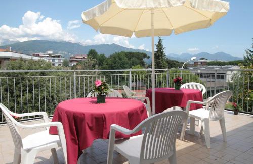 Marina di Massa Hotel | Hotel Vera