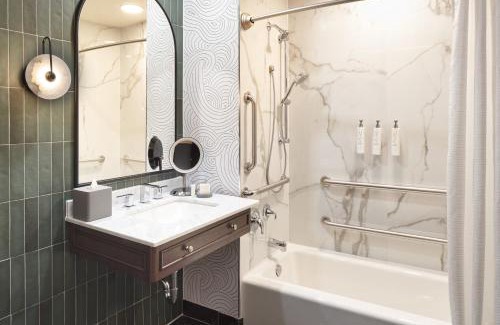 The Galleria Hotel | Hotel Vesper, Houston, a Tribute Portfolio Hotel