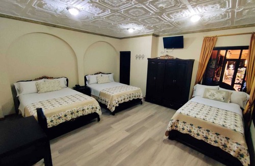 San Blas Hotel | Hotel Vieja Mansion