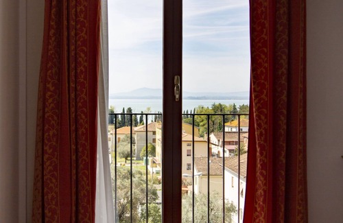 Passignano sul Trasimeno Hotel | Hotel Villa Paradiso