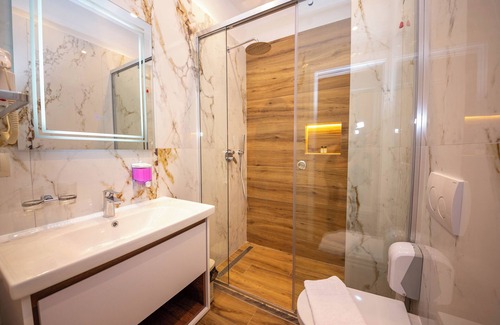 Durres Hotel | Hotel Vila Misiri