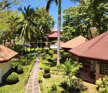 Playa Hermosa Bed & Breakfast | Hotel Villa Acacia