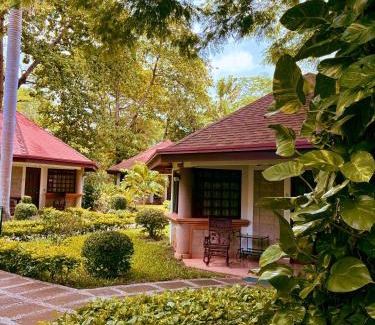 Playa Hermosa Bed & Breakfast | Hotel Villa Acacia