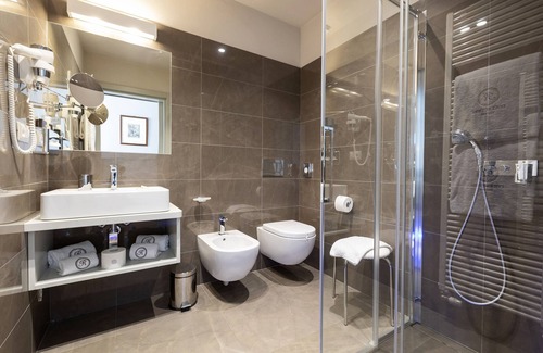 Varenna Hotel | Hotel Villa Cipressi - by R Collection Hotels