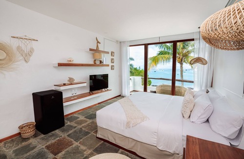 Bahia de la Academia Hotel | Hotel Villa Escalesia Galapagos