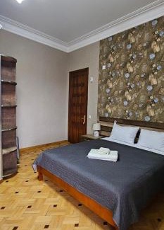Kutaisi Bed & Breakfast | Hotel Villa