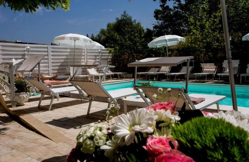 Castellammare di Stabia Hotel | Hotel Villa Serena