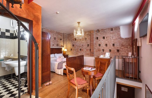Castel d'Azzano Hotel | Hotel Villa Malaspina