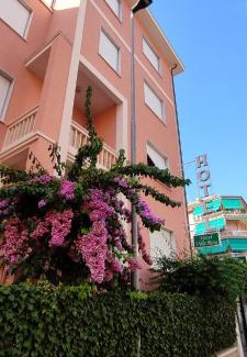 Sestri Levante Hotel | Hotel Villa Rosa