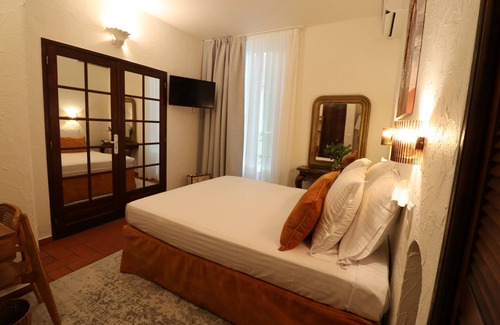 Vence Hotel | Hotel Villa Roseraie