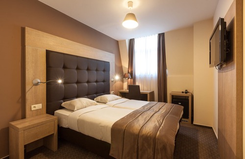 Saint-Josse-ten-Noode Hotel | Hotel Villa Royale