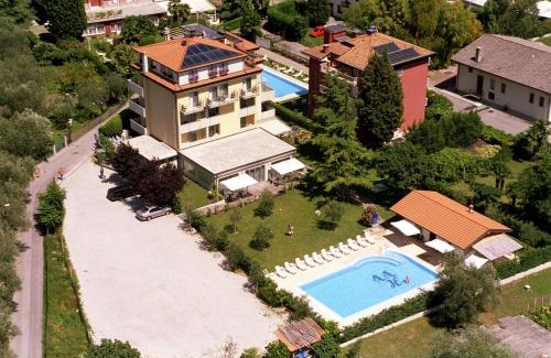 Torbole sul Garda Hotel | Hotel Villa Verde