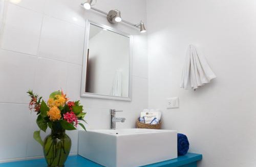 Colonia Adolfo Lopez Mateos Hotel | Hotel Villas Colibrí Suites & Bungalows