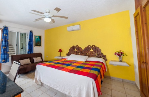 Colonia Andres Hotel | Hotel Villas Deja Blue & Restaurant