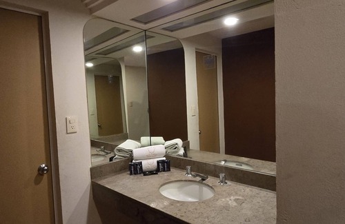 Tultitlan Hotel | Hotel & Villas Gran Vía, Tultitlán