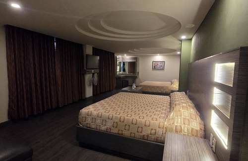 Tultitlan Hotel | Hotel & Villas Gran Vía, Tultitlán