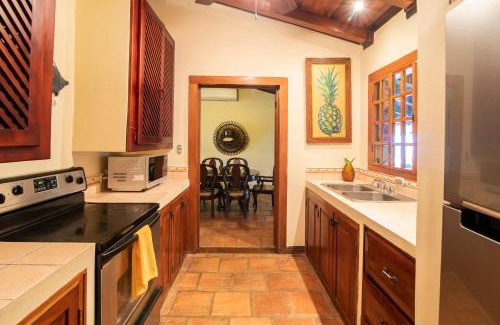Manuel Antonio Hotel | Hotel Villas Lirio