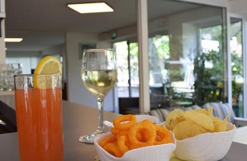Fogliano Marina Hotel | Hotel Ville De Paris