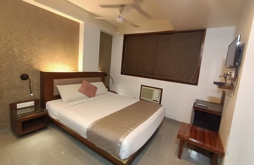 Thane West Hotel | Hotel Vinyasa