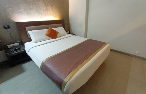 Thane West Hotel | Hotel Vinyasa