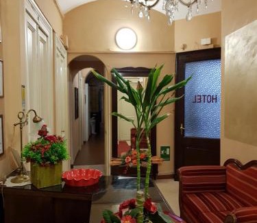 Historic Centre Hotel | Hotel Vinzaglio