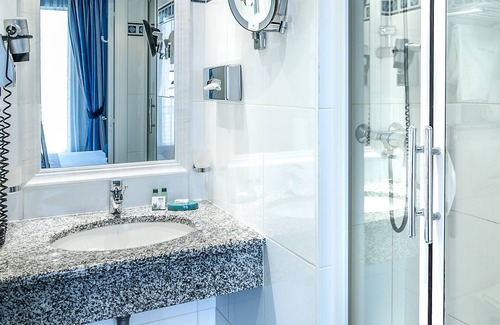 Quartier du Petit-Montrouge Hotel | Hotel Virgina