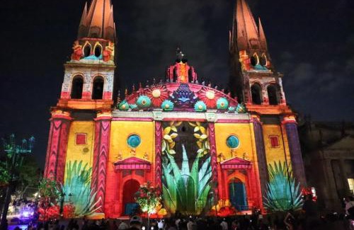 Downtown Guadalajara Hotel | Hotel Vista Catedral Guadalajara