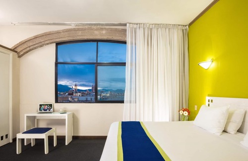 Historic Centre Hotel | Hotel Vista Express Morelia By Arriva Hospitality Group