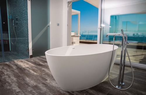 Almadraba-Canyelles Hotel | Hotel Vistabella