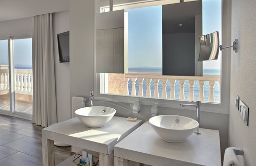 Almadraba-Canyelles Hotel | Hotel Vistabella