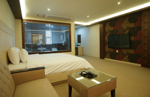 Yeon-dong Hotel | Hotel W Shinjeju