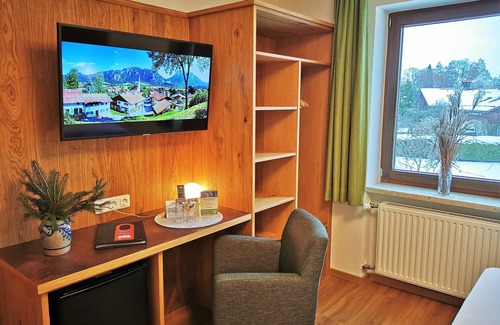 Alterschrofen Hotel | Hotel Waldmann