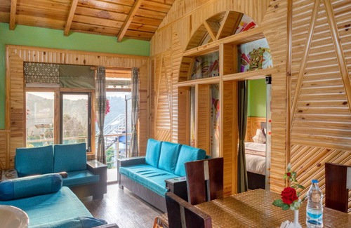 Bhimtal Hotel | Hotel Walnut Creek