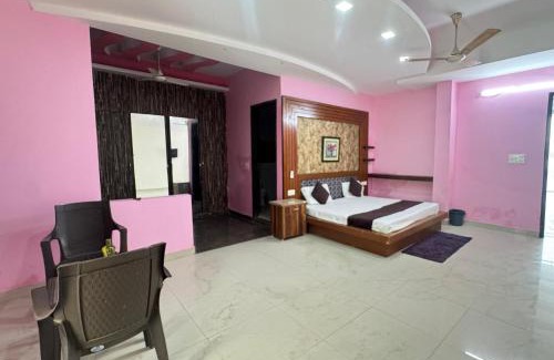 Noida Hotel | Hotel Warm Welcome