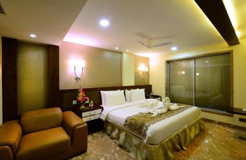 South Tukoganj Hotel | Hotel Winway