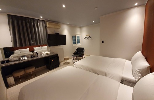 Hangangno-dong Hotel | Hotel WO Yongsan Station