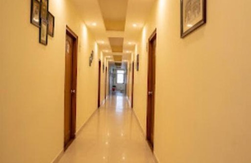 Shimla Hotel | Hotel Woodrina Shimla