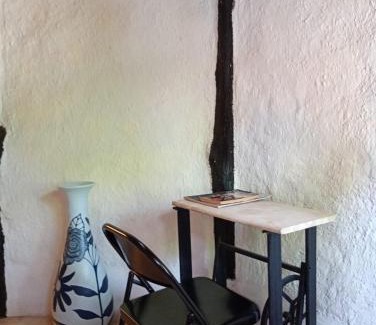 Izamal Hotel | Hotel y Museo Aldea Maya Toktli Orígenes - Casa Maya Melipona - Alberca, Wifi Starlink, Tour Museo