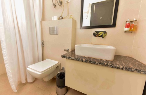 Sarita Vihar Hotel | Hotel Yellow Saffron