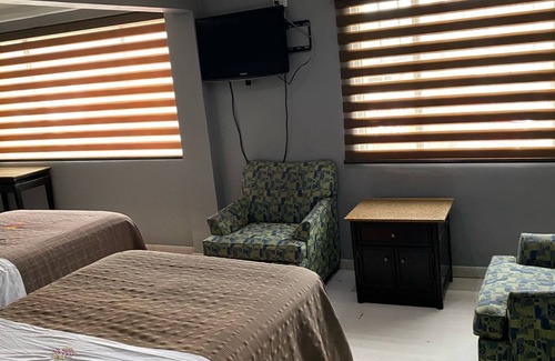 Centro Hotel | HOTEL YOLANDA
