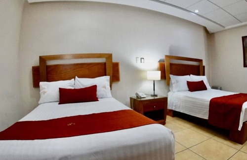Leon Hotel | Hotel Yvette