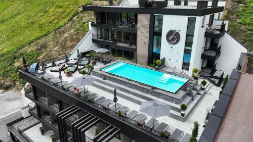 Ischgl Hotel | Hotel Zalwonder