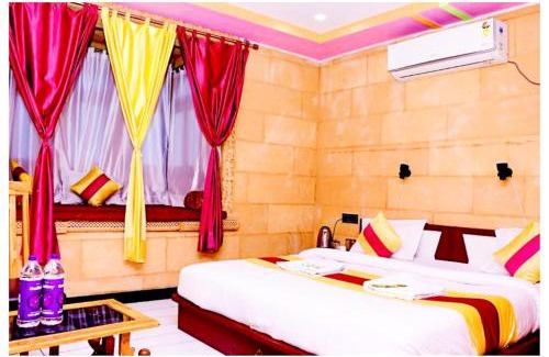 Jaisalmer Hotel | Hotel Zam Zam And Restaurant Budget Hotel in Jaisalmer